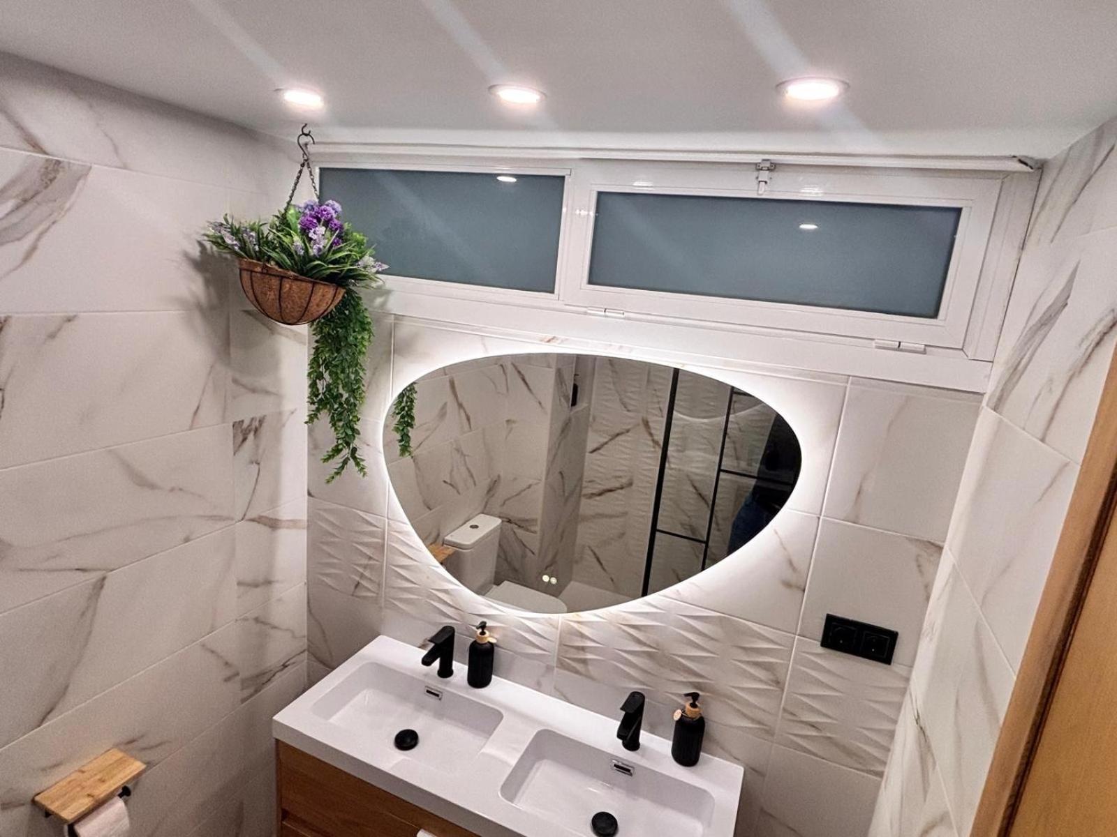 Apartamento Primera Linea De Playa Paseo Maritimo Perla 5 Fuengirola Exteriör bild